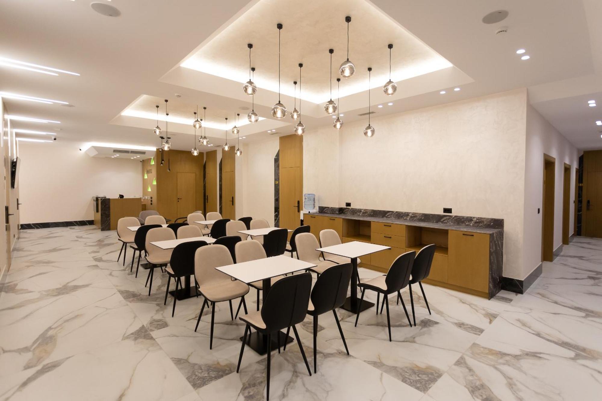 Nayel Hotel Durrës Exteriér fotografie