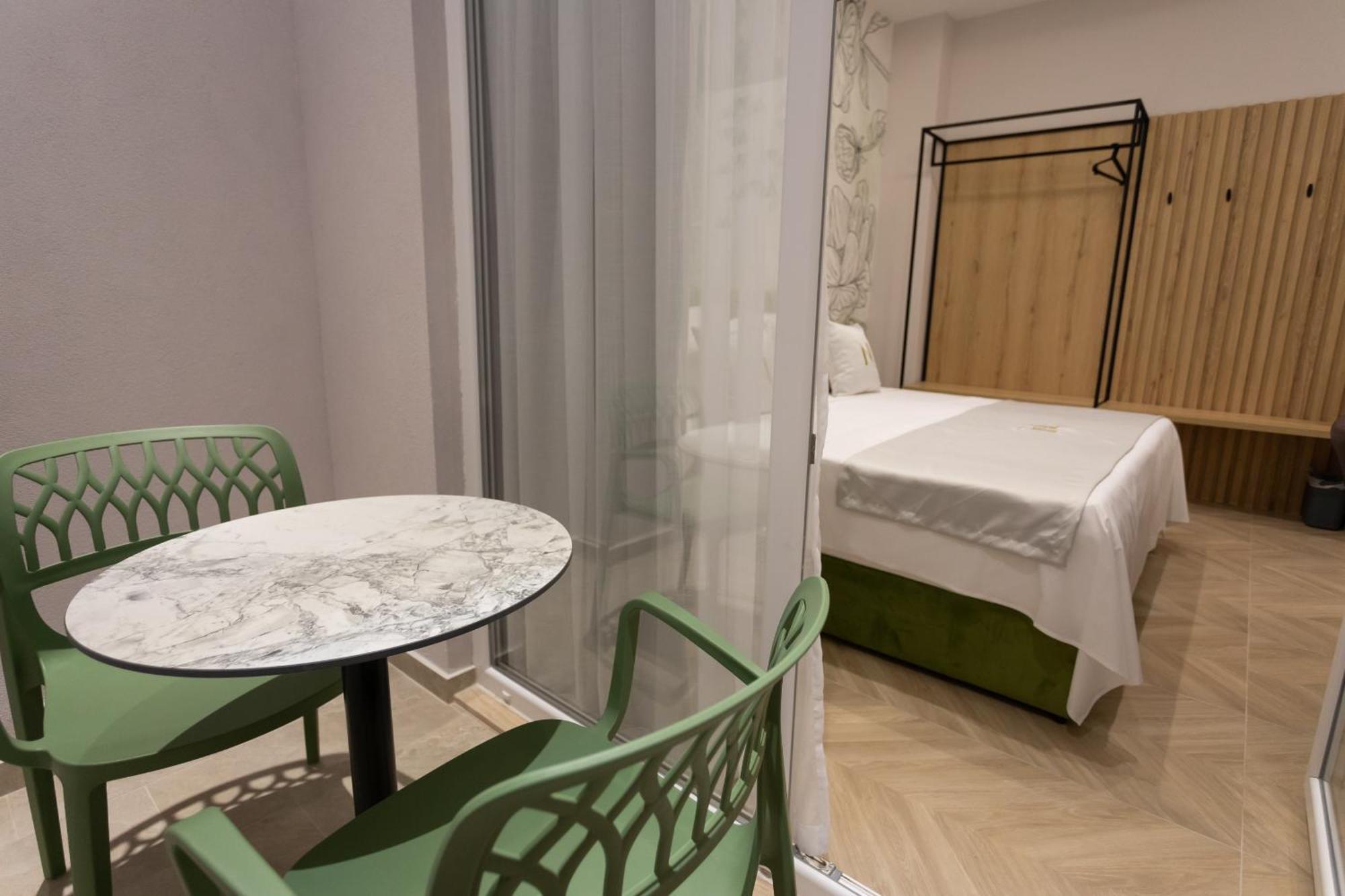 Nayel Hotel Durrës Exteriér fotografie